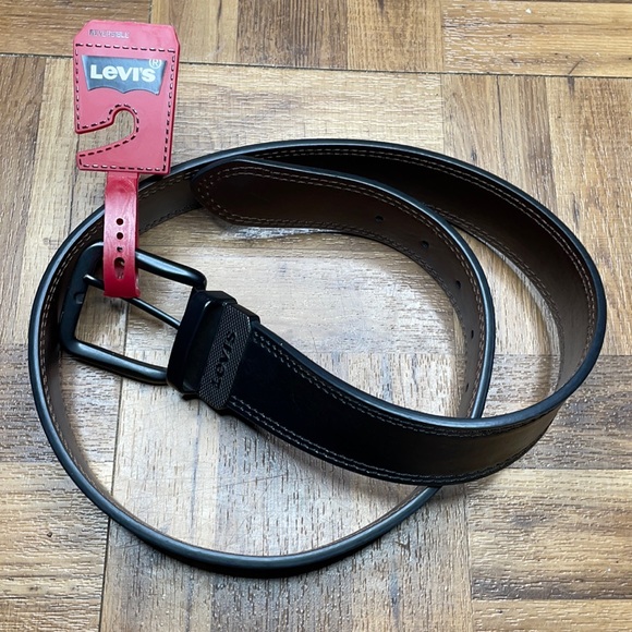 Levi’s Black/Brown Reversible Belt - Picture 2 of 4